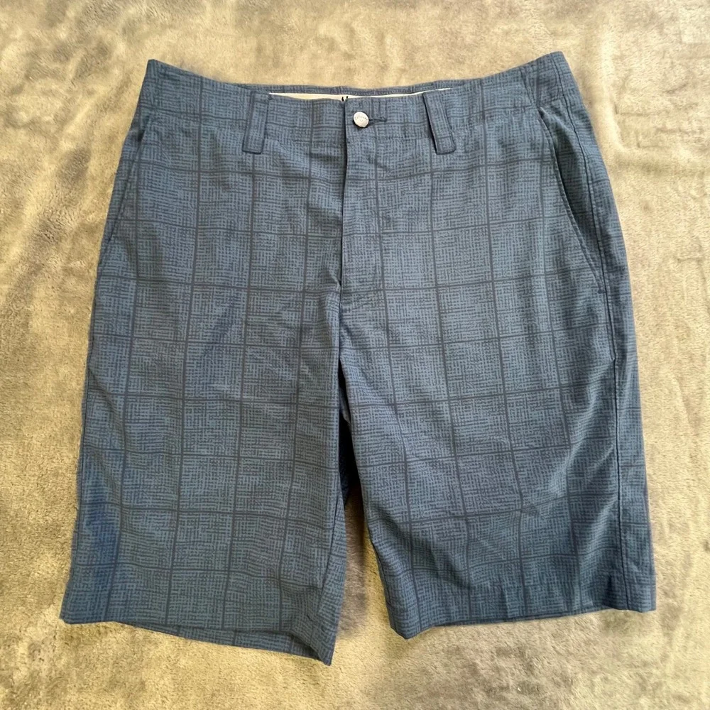 Callaway Golf Shorts Mens 30 Blue Plaid Flat Front Performance Stretch Active